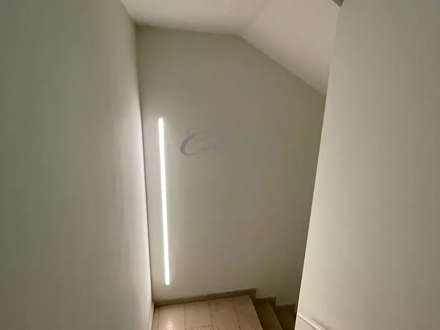 Immagine 7 di Box auto in vendita  in Via Monte Bisbino a Seregno