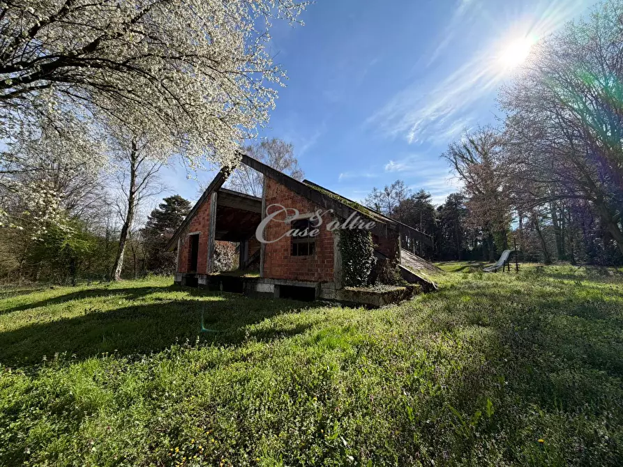 Immagine 10 di Terreno residenziale in vendita  in Via Dei Colli a Solbiate Con Cagno