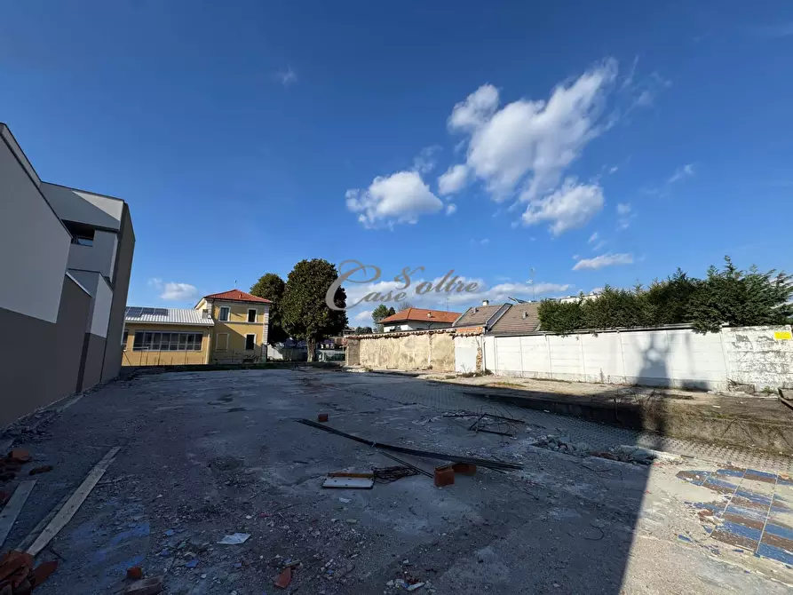 Immagine 5 di Terreno residenziale in vendita  in Via Fratelli Porro a Barlassina