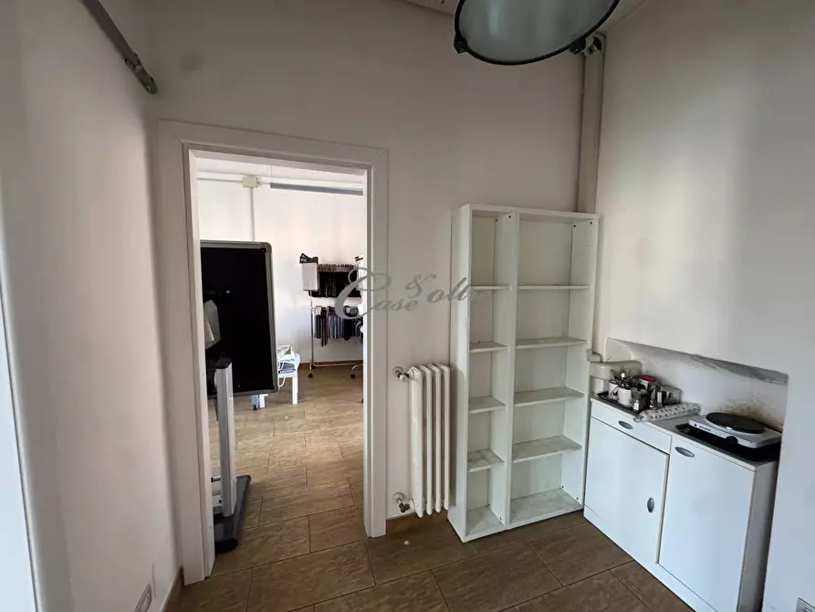 Immagine 9 di Ufficio in vendita  in Via Como a Arosio