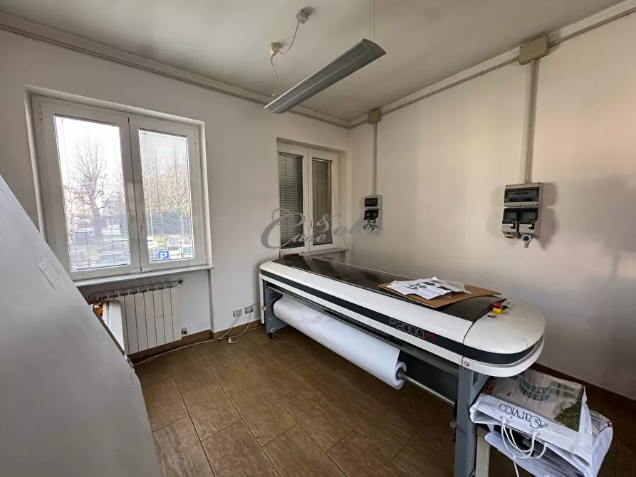 Immagine 7 di Ufficio in vendita  in Via Como a Arosio