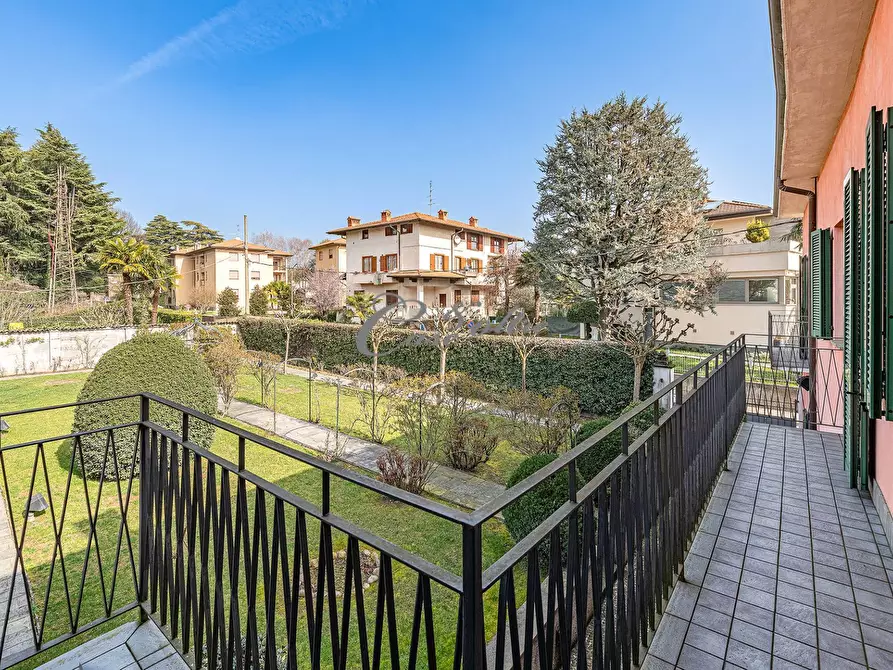 Immagine 45 di Casa semindipendente in vendita  in Via Como a Arosio