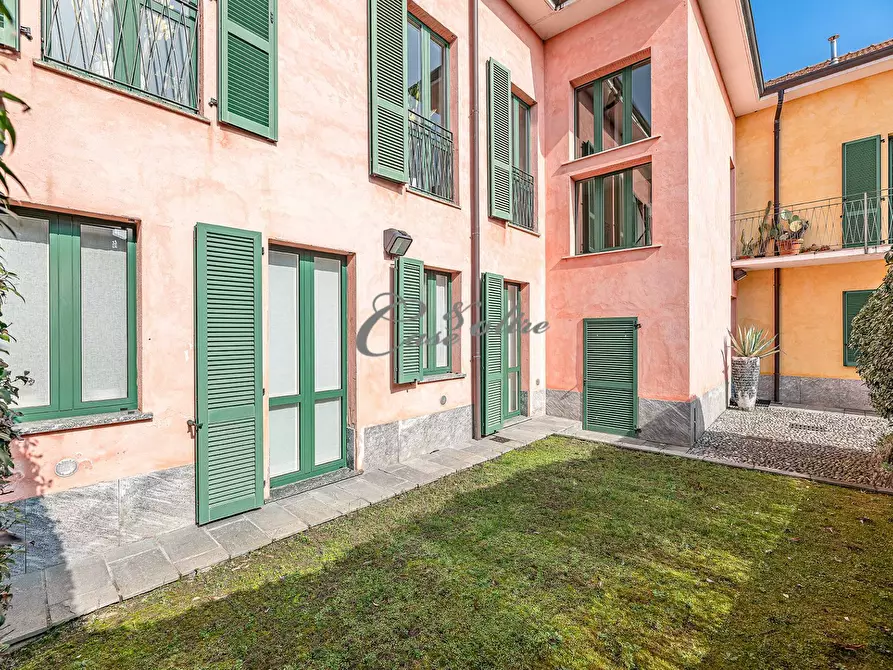 Immagine 9 di Casa semindipendente in vendita  in Via Como a Arosio