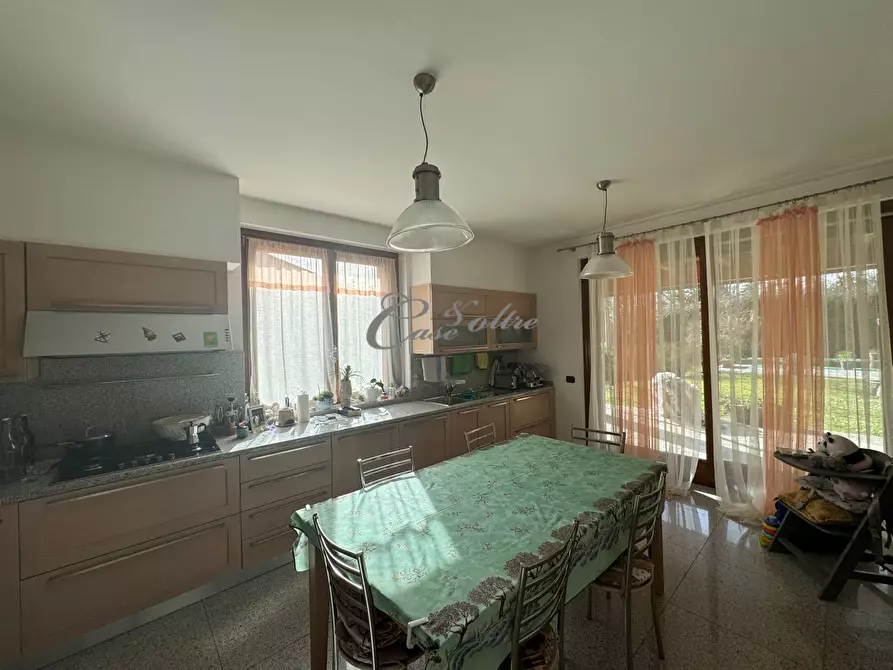 Immagine 14 di Villa in vendita  in Strada Privata del Golf a Olgiate Comasco