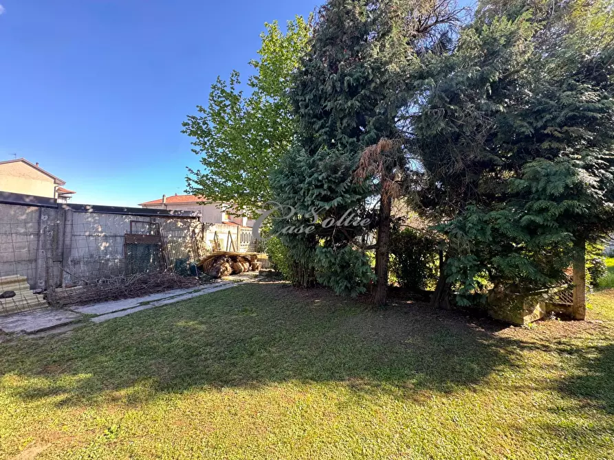 Immagine 8 di Casa indipendente in vendita  in Via Antonio Stoppani a Mariano Comense