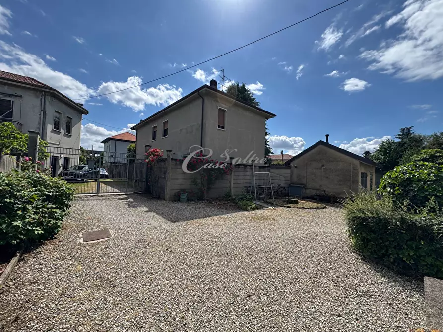 Immagine 6 di Rustico / casale in vendita  in Via Antonio Stoppani a Mariano Comense
