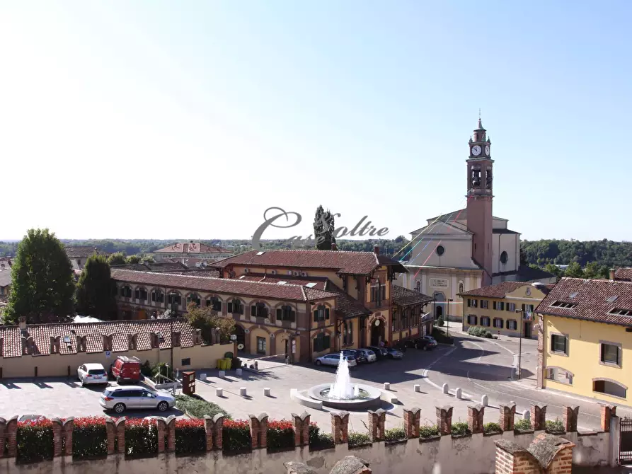 Immagine 12 di Locale commerciale in affitto  in Piazza Castello a Arosio