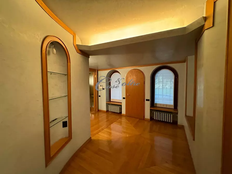 Immagine 22 di Villa in vendita  in Via Cervino a Cantù