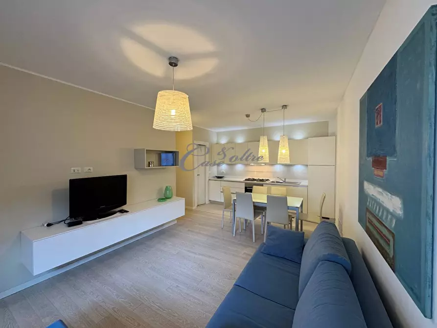 Immagine 8 di Appartamento in vendita  in Via Andrea Stoppani a Menaggio