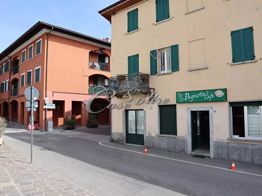 Immagine 1 di Attività commerciale in affitto  in Via Risorgimento a Cermenate
