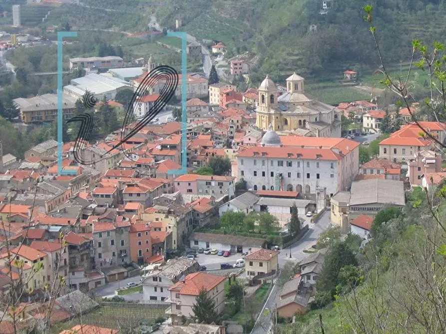 Immagine 12 di Appartamento in vendita  in Via De Filippi a Armo