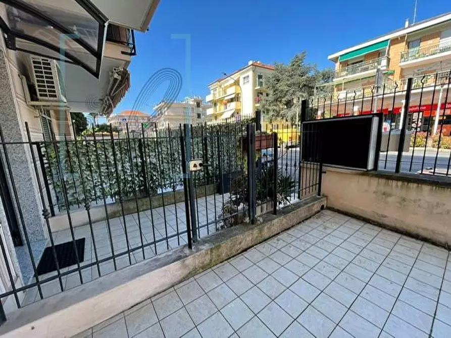 Immagine 6 di Ufficio in vendita  in via aurelia a Ceriale