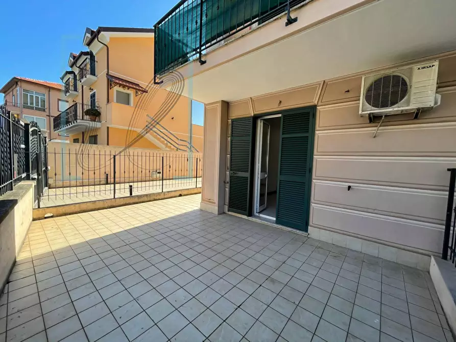 Immagine 5 di Ufficio in vendita  in via aurelia a Ceriale