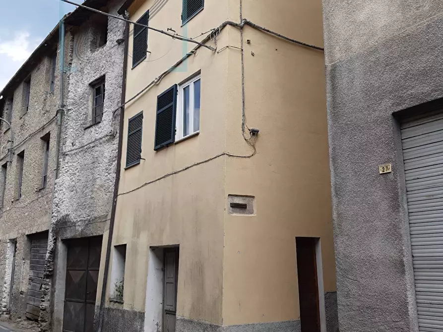 Immagine 1 di Rustico / casale in vendita  in Via Umberto I a Ranzo