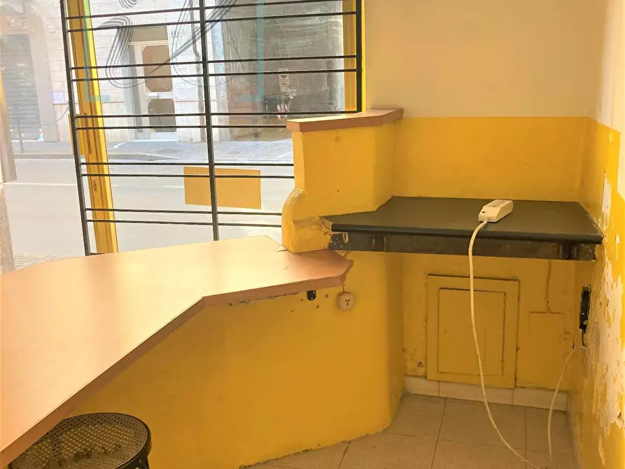 Immagine 15 di Ufficio in vendita  in via genova a Albenga