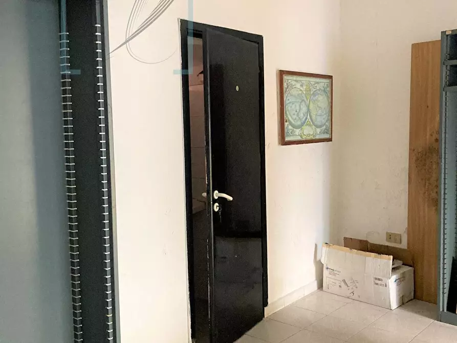 Immagine 18 di Ufficio in vendita  in via genova a Albenga