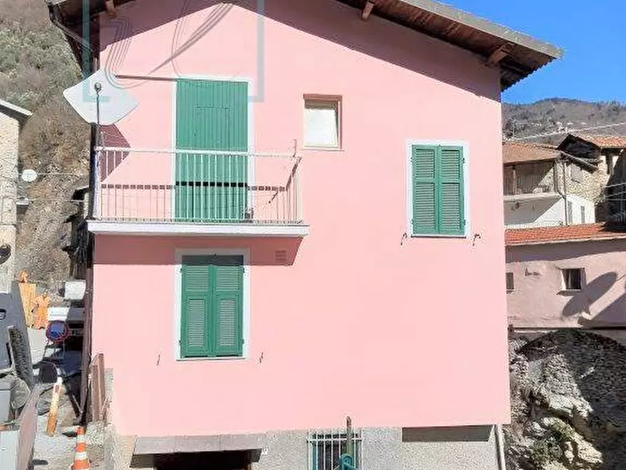 Immagine 1 di Rustico / casale in vendita  in pornassio a Pornassio