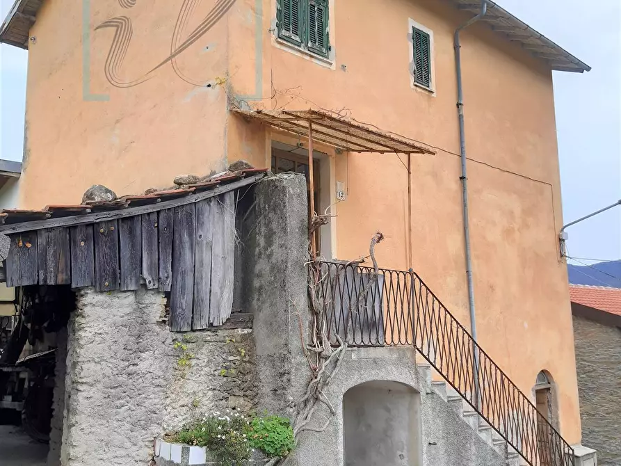 Immagine 1 di Rustico / casale in vendita  in via IV NOVEMBRE a Pornassio