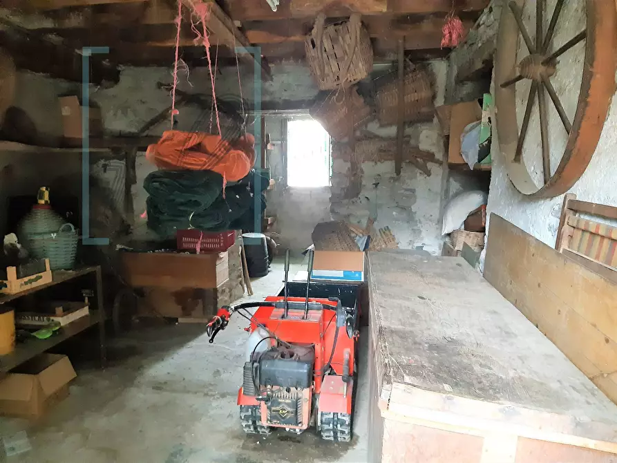 Immagine 40 di Rustico / casale in vendita  in via IV NOVEMBRE a Pornassio