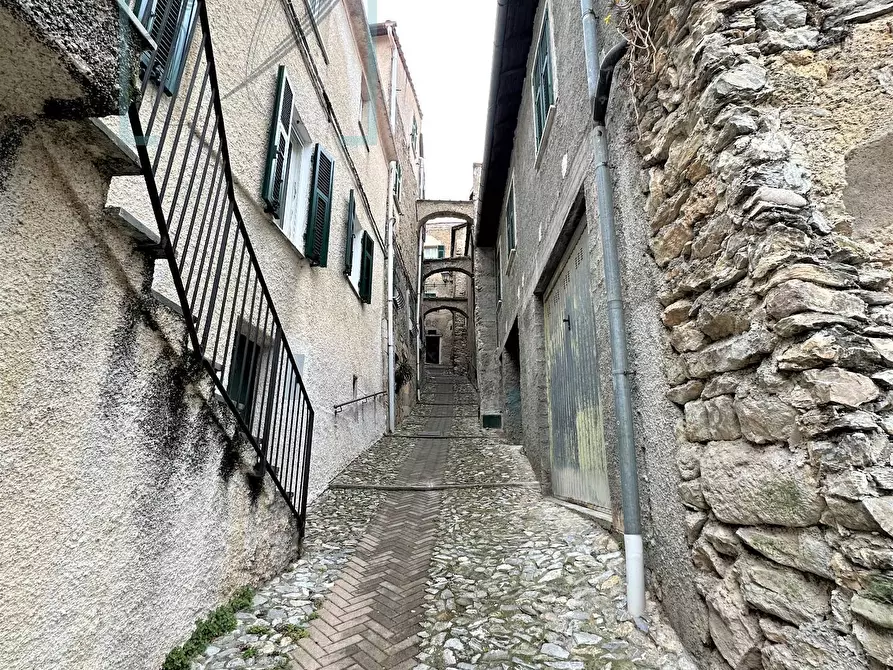 Immagine 3 di Rustico / casale in vendita  in via cuneo a Balestrino