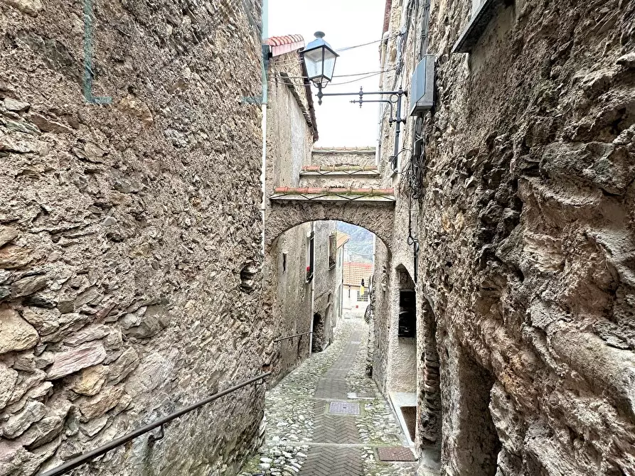 Immagine 41 di Rustico / casale in vendita  in via cuneo a Balestrino