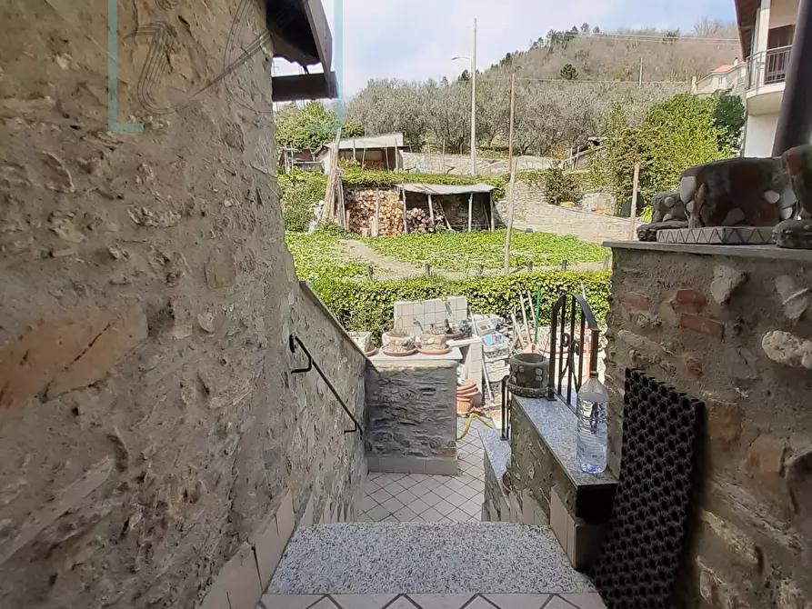 Immagine 25 di Rustico / casale in vendita  in via capitolo a Onzo