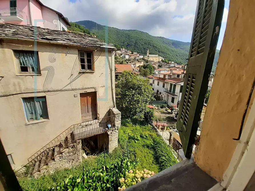 Immagine 13 di Rustico / casale in vendita  in via chiappa a Rezzo