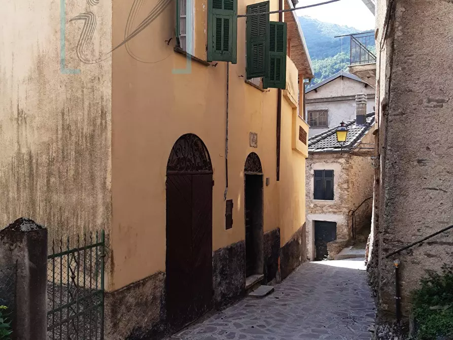 Immagine 32 di Rustico / casale in vendita  in via chiappa a Rezzo