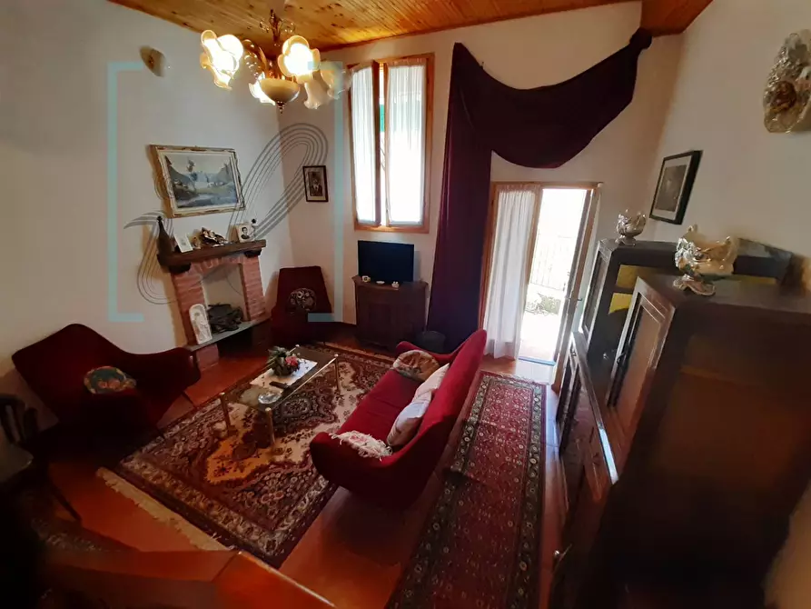 Immagine 37 di Rustico / casale in vendita  in via chiappa a Rezzo