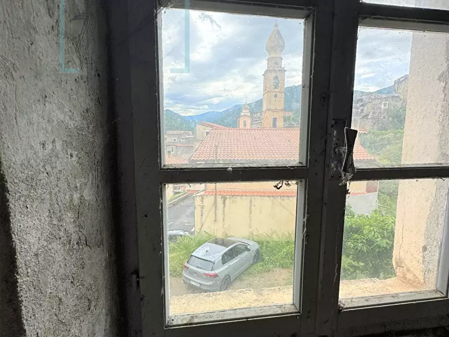 Immagine 17 di Rustico / casale in vendita  in via IV Novembre a Castelbianco