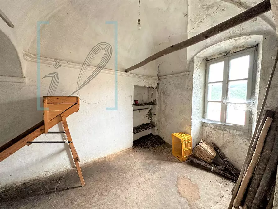 Immagine 19 di Rustico / casale in vendita  in via IV Novembre a Castelbianco