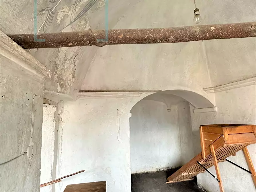 Immagine 21 di Rustico / casale in vendita  in via IV Novembre a Castelbianco