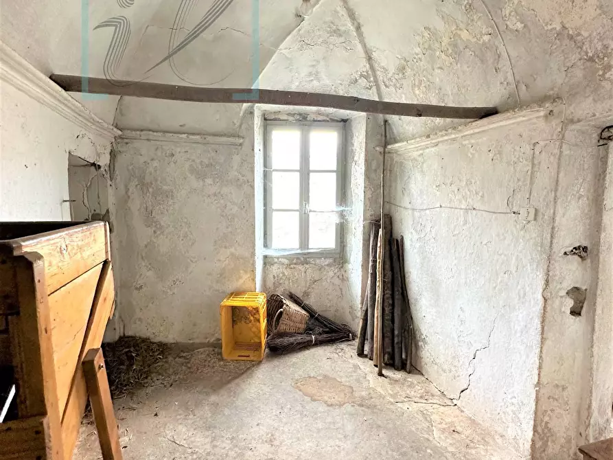 Immagine 7 di Rustico / casale in vendita  in via IV Novembre a Castelbianco