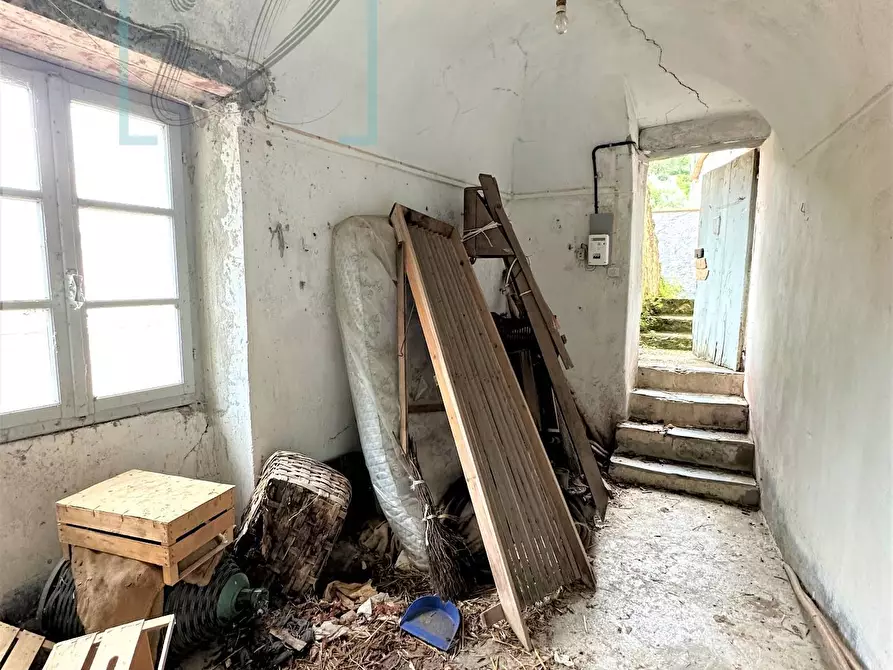 Immagine 8 di Rustico / casale in vendita  in via IV Novembre a Castelbianco