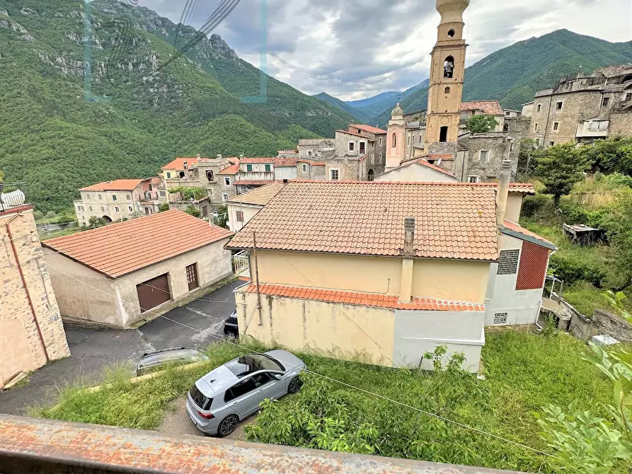 Immagine 32 di Rustico / casale in vendita  in via IV Novembre a Castelbianco