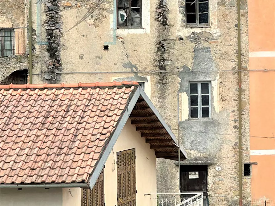 Immagine 35 di Rustico / casale in vendita  in via IV Novembre a Castelbianco