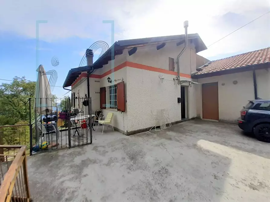 Immagine 2 di Appartamento in vendita  in Località casoni a Aurigo