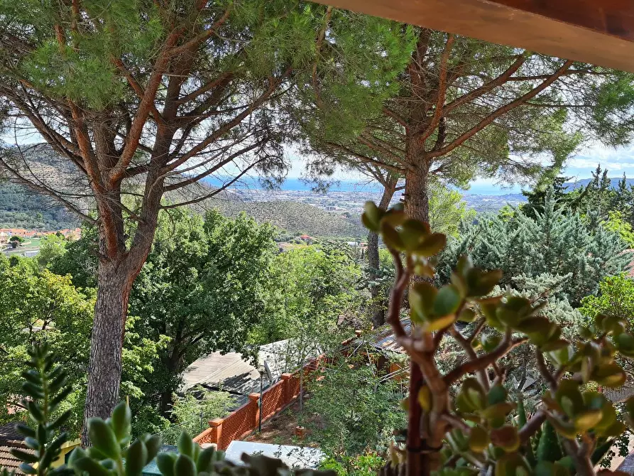 Immagine 8 di Villa in vendita  in via Pineta a Cisano Sul Neva