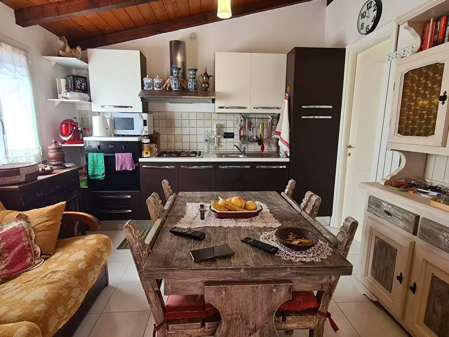 Immagine 15 di Villa in vendita  in via Pineta a Cisano Sul Neva