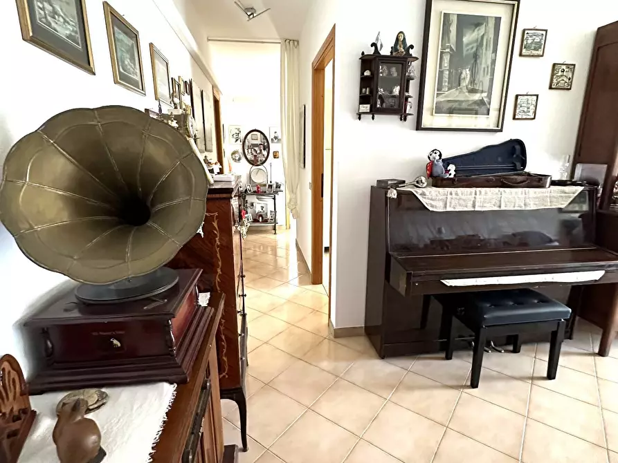 Immagine 5 di Appartamento in vendita  in Via Brescia a Albenga