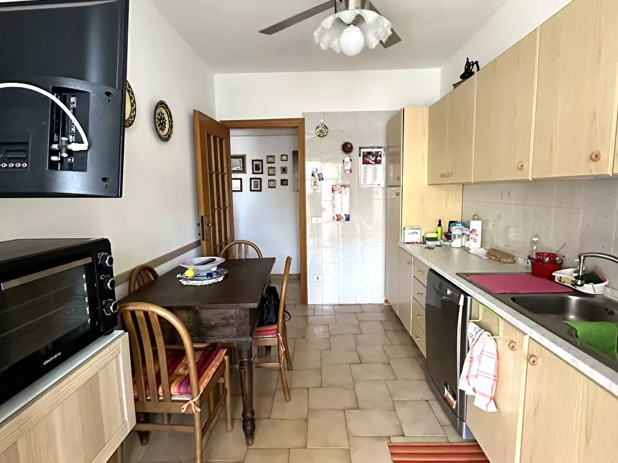 Immagine 8 di Appartamento in vendita  in Via Brescia a Albenga