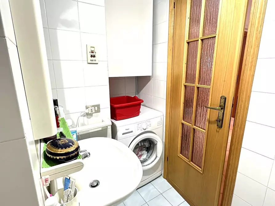 Immagine 11 di Appartamento in vendita  in Via Brescia a Albenga