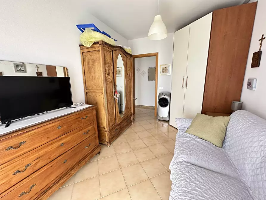 Immagine 14 di Appartamento in vendita  in Via Brescia a Albenga