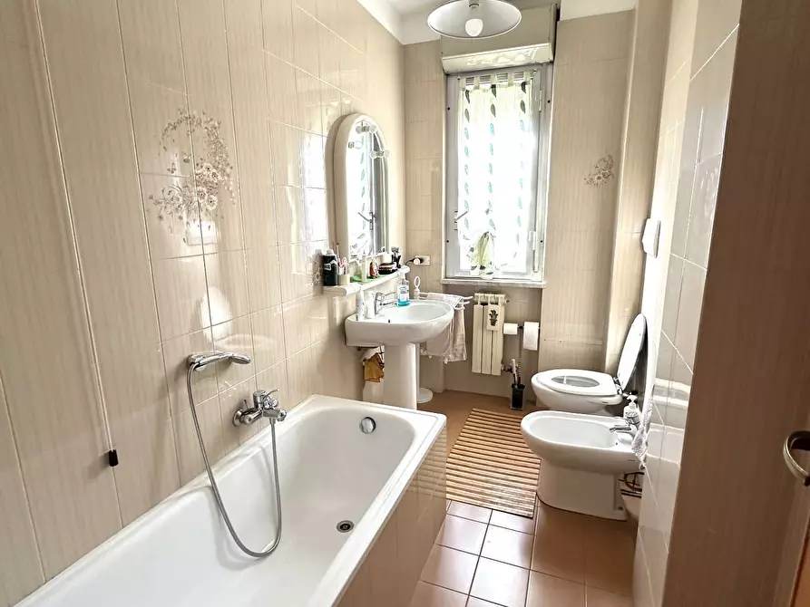 Immagine 19 di Appartamento in vendita  in Via Brescia a Albenga