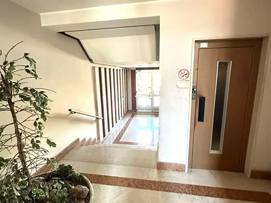 Immagine 22 di Appartamento in vendita  in Via Brescia a Albenga