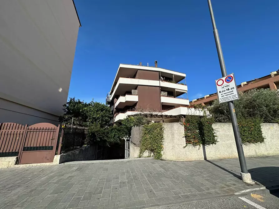 Immagine 2 di Box auto in vendita  in via carloforte a Albenga