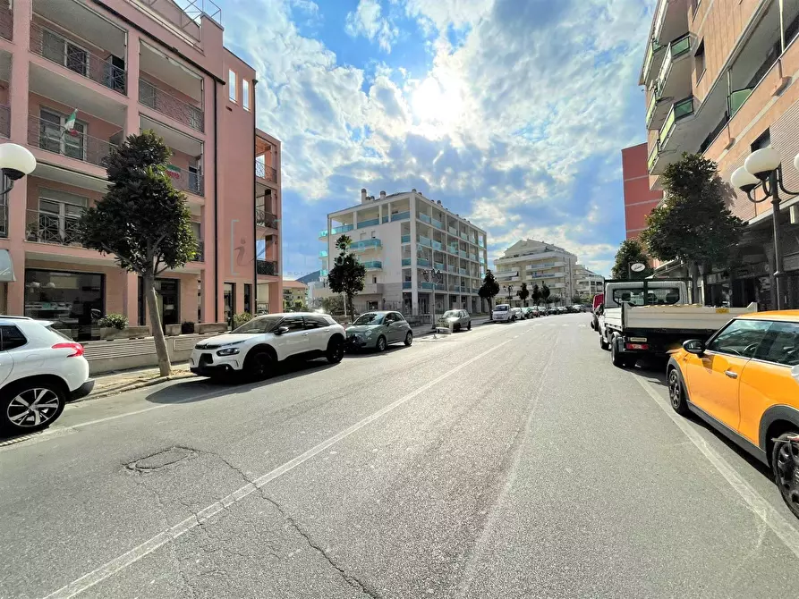 Immagine 2 di Box auto in vendita  in Via Isonzo a Albenga