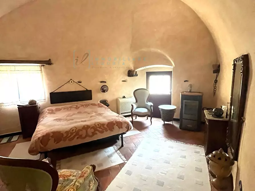 Immagine 13 di Rustico / casale in vendita  in Via IV novembre a Castelbianco