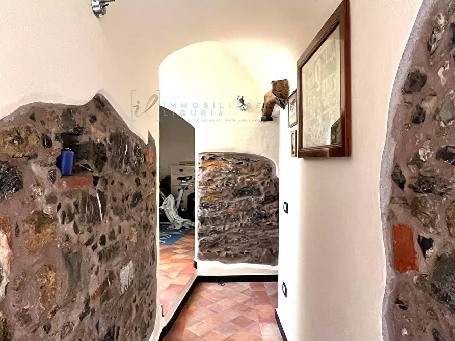 Immagine 17 di Rustico / casale in vendita  in Via IV novembre a Castelbianco