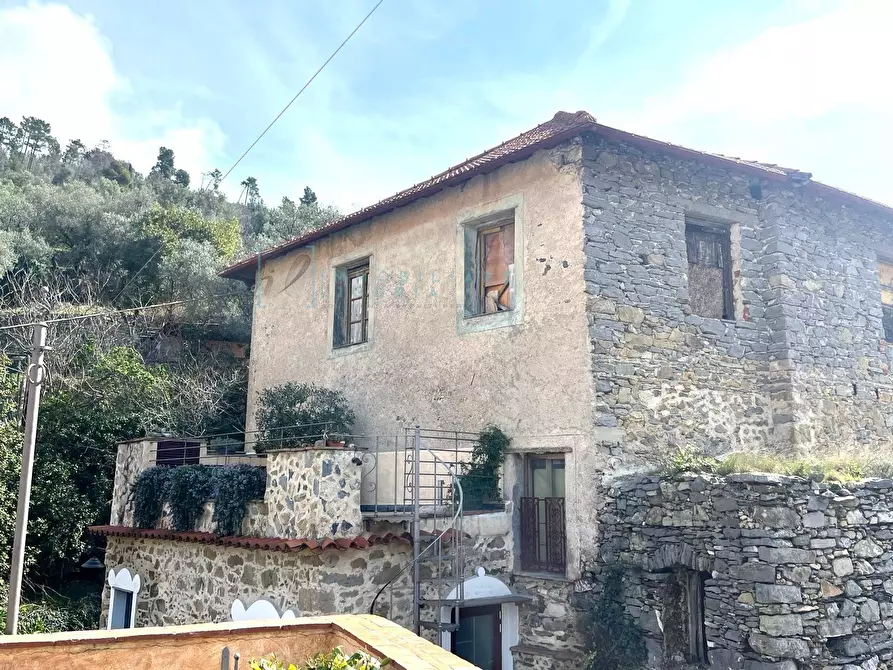 Immagine 25 di Rustico / casale in vendita  in Via IV novembre a Castelbianco